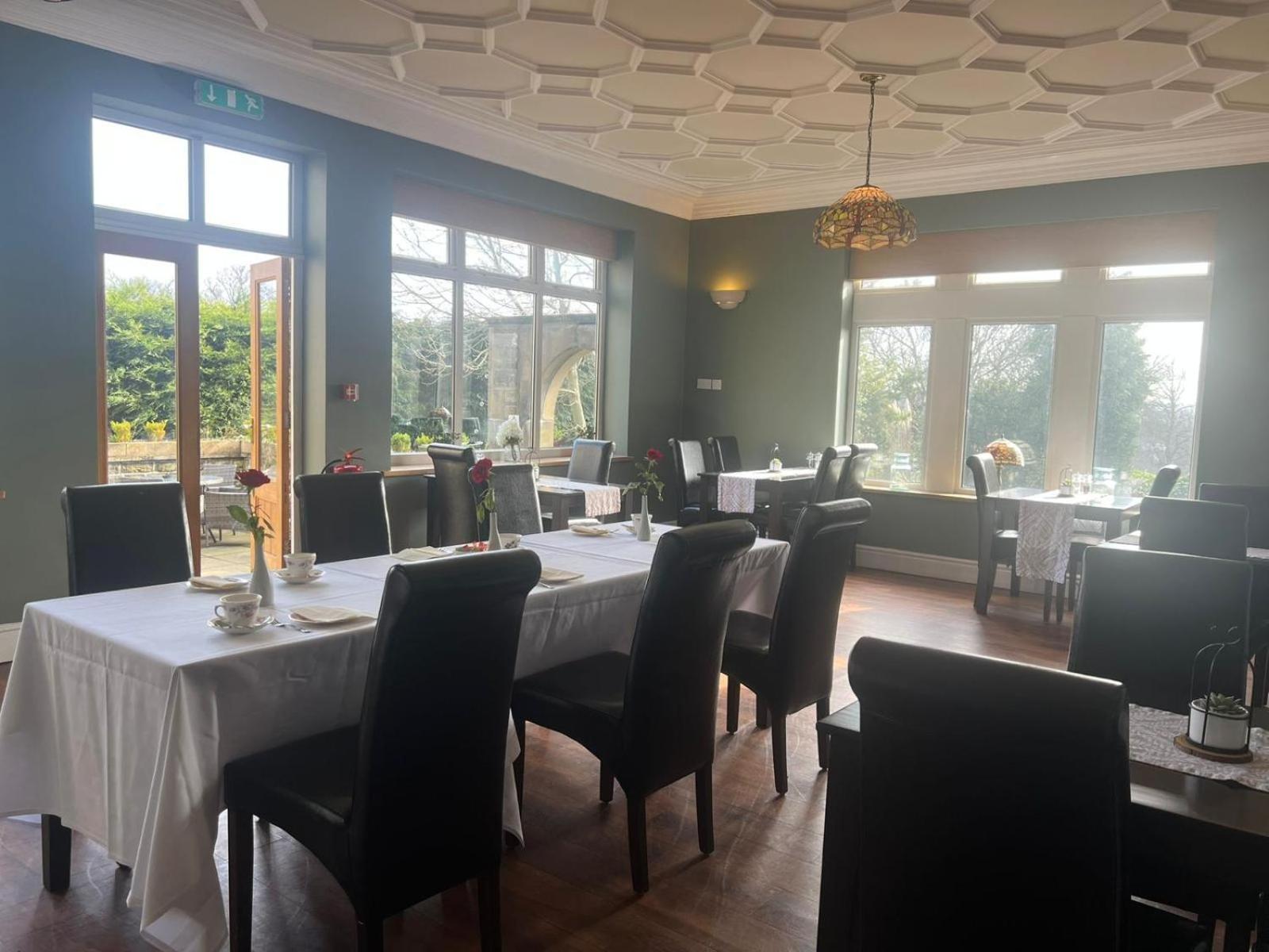 Heath & Restaurant