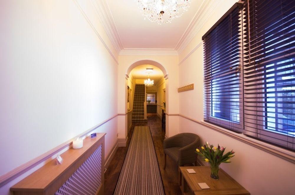 Heath & Restaurant Hotel Dewsbury